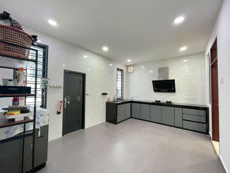 2-storey Terraced House for Sale in Taman Austin Duta (Tebrau) - Joseph Wong - Kitchen - PropertyGuru.com.my