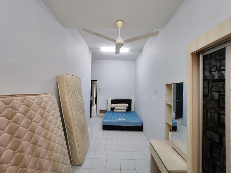 2-storey Terraced House for Sale in Pontian Kecil (Pontian) - Joshua Song - PropertyGuru.com.my