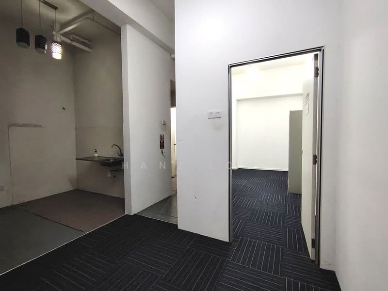 Office for Rent in Shah Alam (Selangor) - Hanz Low - Interior - PropertyGuru.com.my