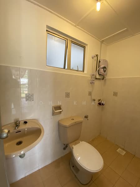 Pangsapuri untuk Dijual di Sutramas - John Khaw - Bathroom - PropertyGuru.com.my