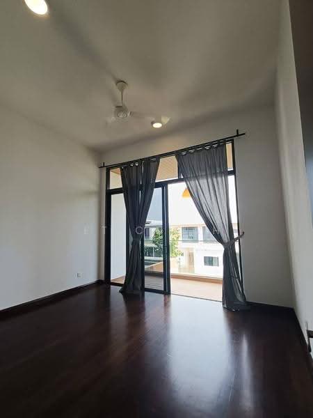 Semi-Detached House for Sale in Eco Sanctuary (Telok Panglima Garang) - ET Cheah - Back Room - PropertyGuru.com.my
