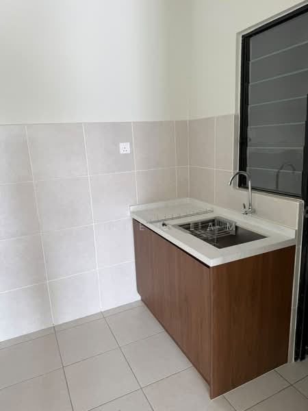 Apartment for Rent at Residensi Max - Daniel Lam - Kitchen - PropertyGuru.com.my