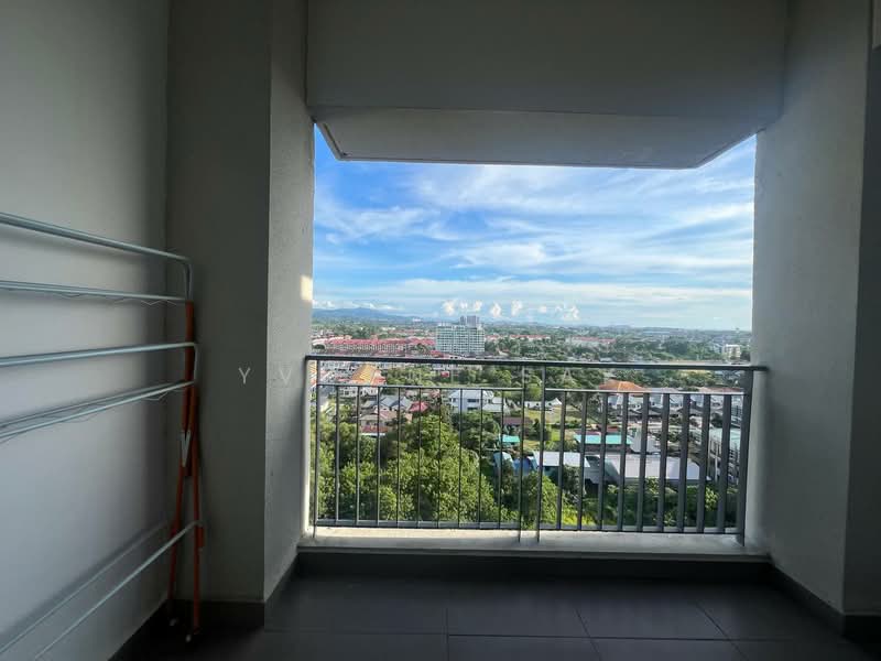 Condominium for Sale at Lido Four Seasons Residence - Yvonne Sak - Balcony - PropertyGuru.com.my