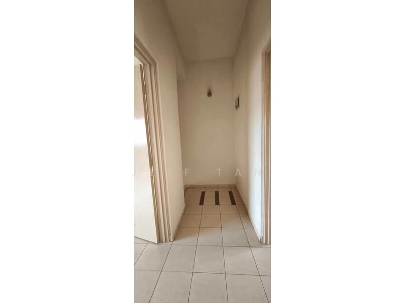 Rumah Teres 2 Tingkat untuk Dijual di Seri Palma (Simpang Pulai) - Jeff Tan - Corridor - PropertyGuru.com.my