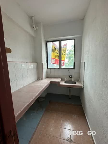 Apartment for Rent at Desa Idaman 2 Shop Apartment - Ang Agnes - PropertyGuru.com.my