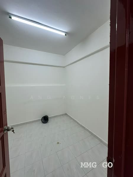 Apartment for Rent at Desa Idaman 2 Shop Apartment - Ang Agnes - PropertyGuru.com.my