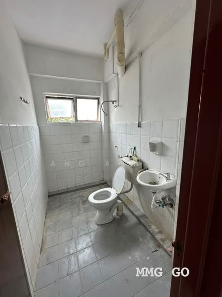 Apartment for Rent at Desa Idaman 2 Shop Apartment - Ang Agnes - PropertyGuru.com.my