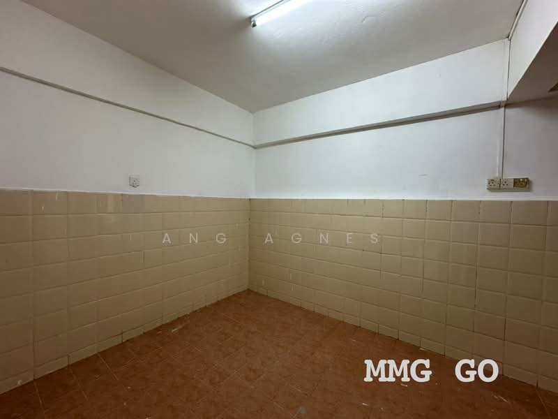 Apartment for Rent at Desa Idaman 2 Shop Apartment - Ang Agnes - PropertyGuru.com.my