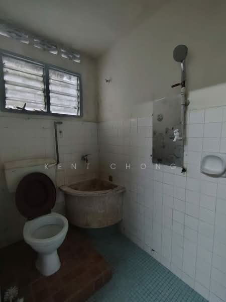 2-storey Terraced House for Sale in Sri Petaling (Kuala Lumpur) - Kent Chong - Bathroom - PropertyGuru.com.my