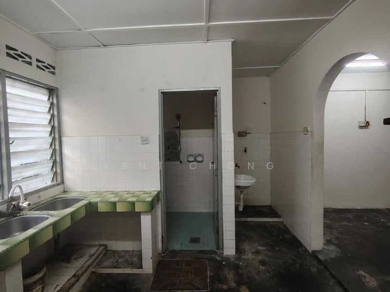2-storey Terraced House for Sale in Sri Petaling (Kuala Lumpur) - Kent Chong - Bathroom - PropertyGuru.com.my