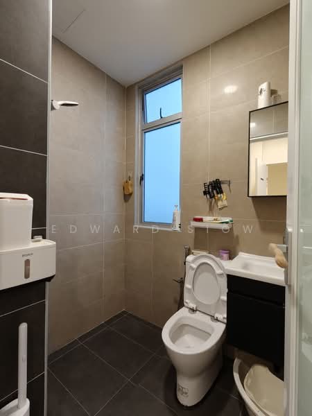 Servis Apartment untuk Disewa di D'Lagoon - Edward Siow - Bathroom - PropertyGuru.com.my