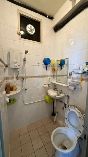 Apartment for Rent at Kingfisher Series - Freddy Tan - Bathroom - PropertyGuru.com.my