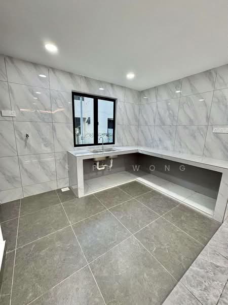 Rumah Teres 2 Tingkat untuk Dijual di Bandar Baru Permas Jaya (Permas Jaya) - Joseph Wong - Kitchen - PropertyGuru.com.my