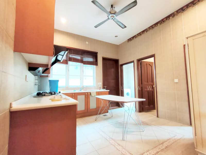 Bungalow for Sale in Tropicana (Selangor) - Vincent Liaw - Kitchen - PropertyGuru.com.my