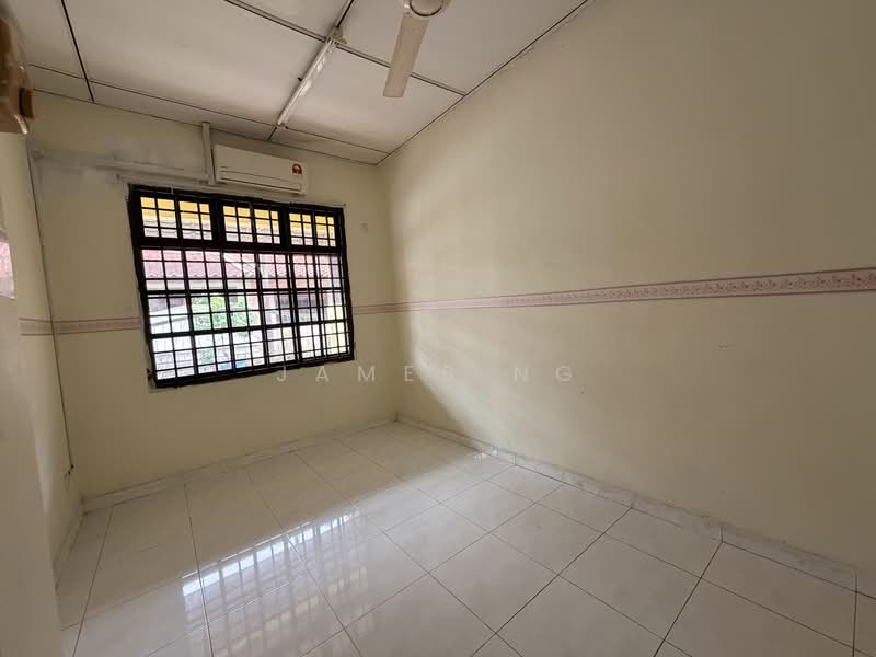 Rumah Teres 1.5 Tingkat untuk Dijual di Taman Pelangi Indah (Ulu Tiram) - James Ng - PropertyGuru.com.my