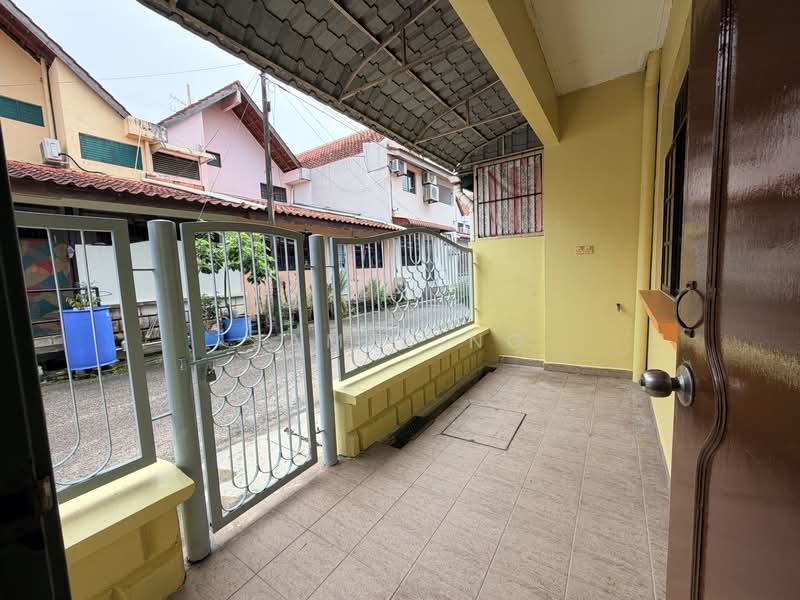 Rumah Teres 1.5 Tingkat untuk Dijual di Taman Pelangi Indah (Ulu Tiram) - James Ng - PropertyGuru.com.my