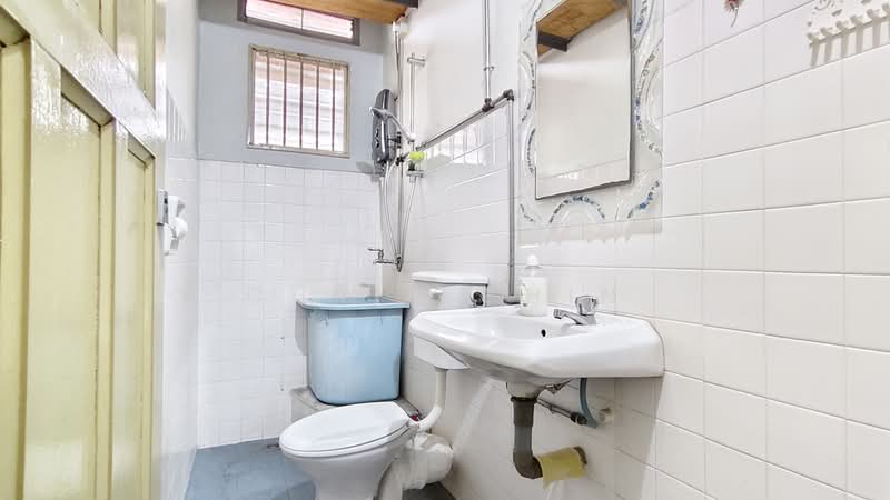 2-storey Terraced House for Rent in Taman Ipoh Jaya (Ipoh) - Chris Chin - Bathroom - PropertyGuru.com.my