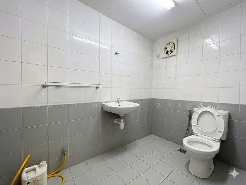 Rumah Teres 2 Tingkat untuk Dijual di Taman Subang Perdana (Sungai Buloh) - Mohd Nazri Alias - PropertyGuru.com.my