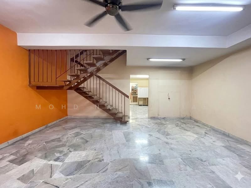 Rumah Teres 2 Tingkat untuk Dijual di Taman Subang Perdana (Sungai Buloh) - Mohd Nazri Alias - PropertyGuru.com.my