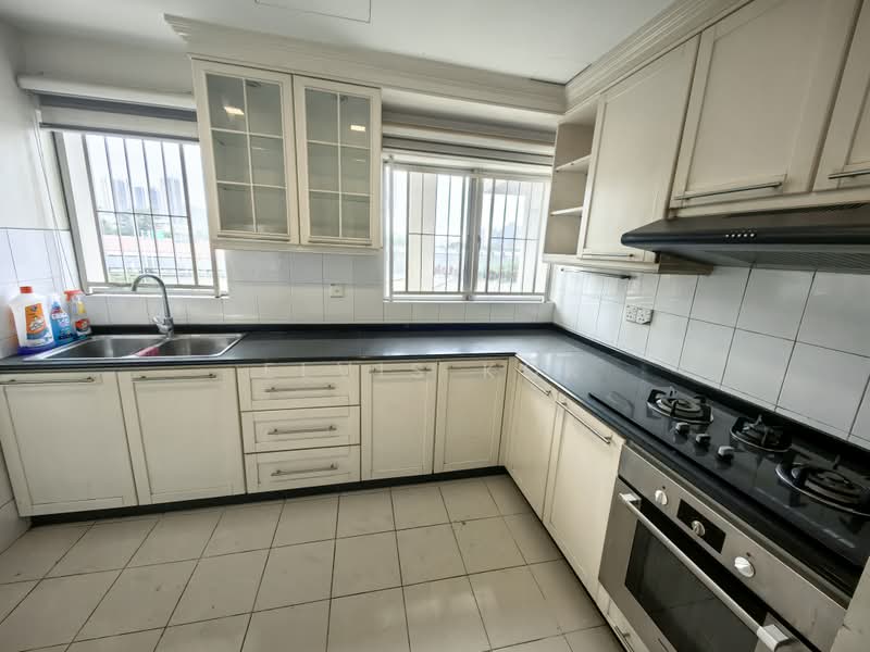 Condominium for Sale at Seri Maya Condominium - Elvis Kok - Kitchen - PropertyGuru.com.my