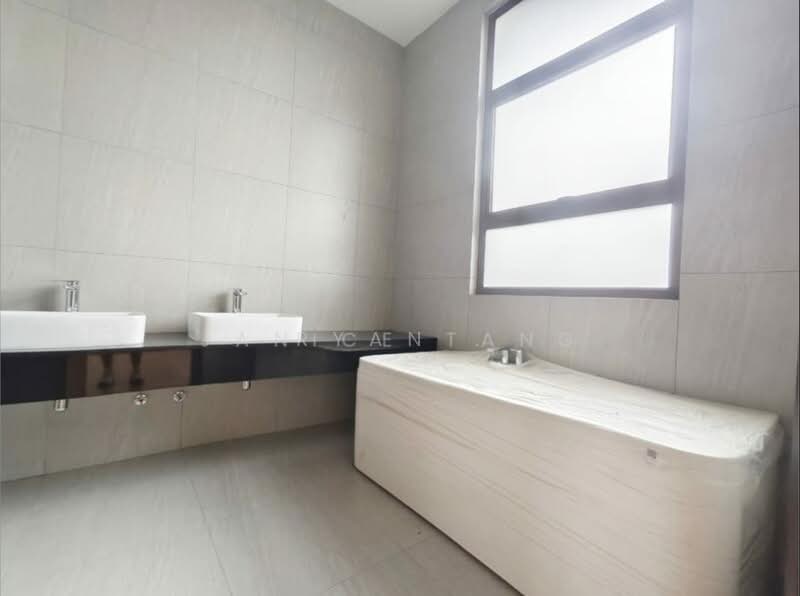 Rumah Banglo untuk Dijual di Setia Alam (Selangor) - Ryan . - Bathroom - PropertyGuru.com.my