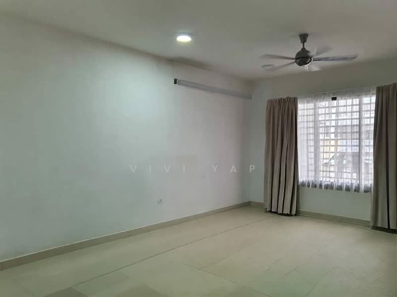 Rumah Teres 2 Tingkat untuk Disewa di Alam Damai (Cheras) - Vivi Yap - Living Room - PropertyGuru.com.my