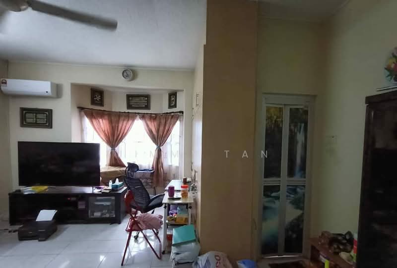 Rumah Teres 2 Tingkat untuk Dijual di Bandar Bukit Tinggi (Klang) - Jimmy Tan - Living Room - PropertyGuru.com.my
