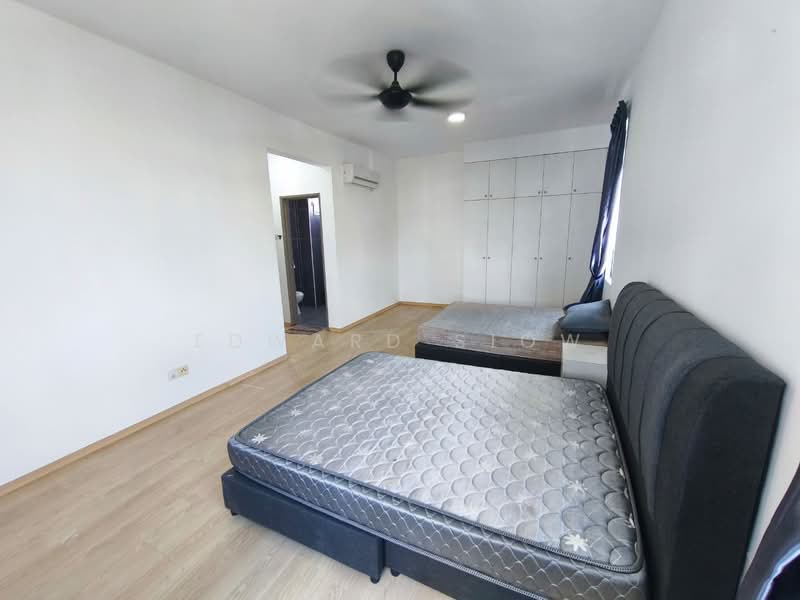Servis Apartment untuk Disewa di Larkin Heights - Edward Siow - Bedroom - PropertyGuru.com.my