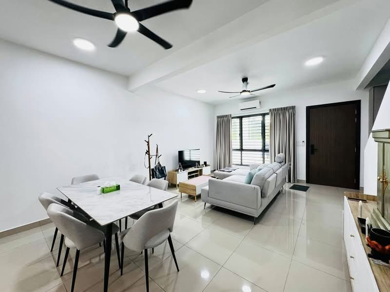 2-storey Terraced House for Sale in Kajang 2 (Kajang) - Hazeman Omar - Living Room - PropertyGuru.com.my