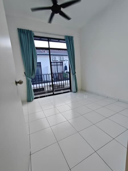 2-storey Terraced House for Rent in Bandar Puncak Alam (Puncak Alam) - Sarah Suliman - PropertyGuru.com.my