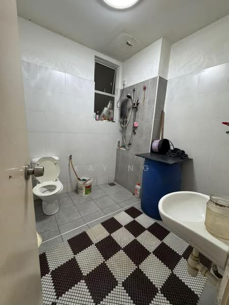 2-storey Terraced House for Sale in Bandar Seri Alam (Masai) - Kay Ng - Bathroom - PropertyGuru.com.my