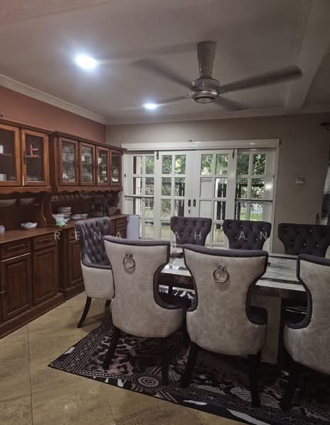Rumah Teres 2 Tingkat untuk Dijual di Seksyen 8 (Shah Alam) - Rena Rahman - Dining Room - PropertyGuru.com.my