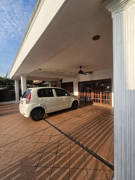 Rumah Teres 2 Tingkat untuk Dijual di Seksyen 8 (Shah Alam) - Rena Rahman - Exterior - PropertyGuru.com.my