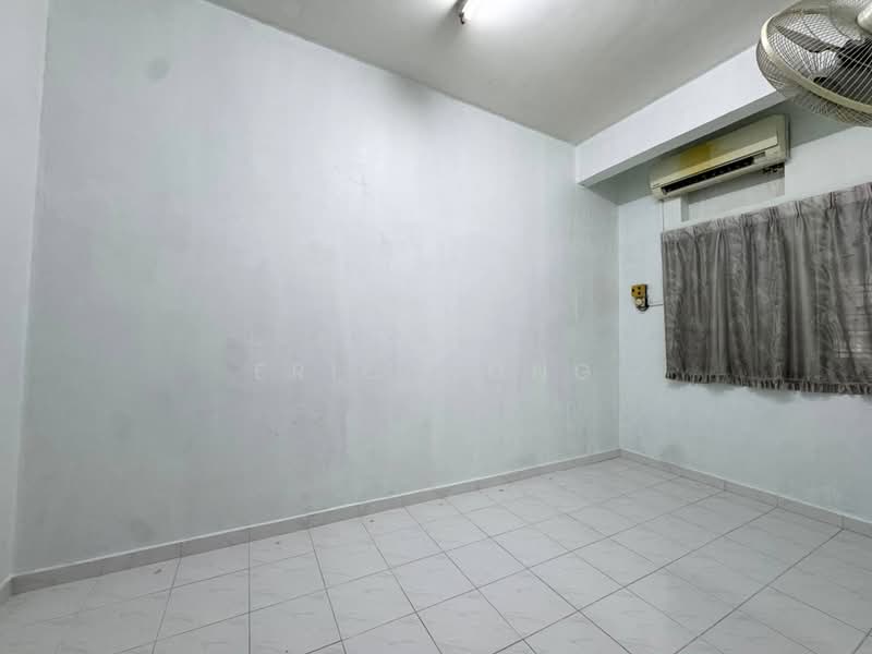 Rumah Teres 2 Tingkat untuk Disewa di Taman Megah Ria (Masai) - Eric Wong - PropertyGuru.com.my