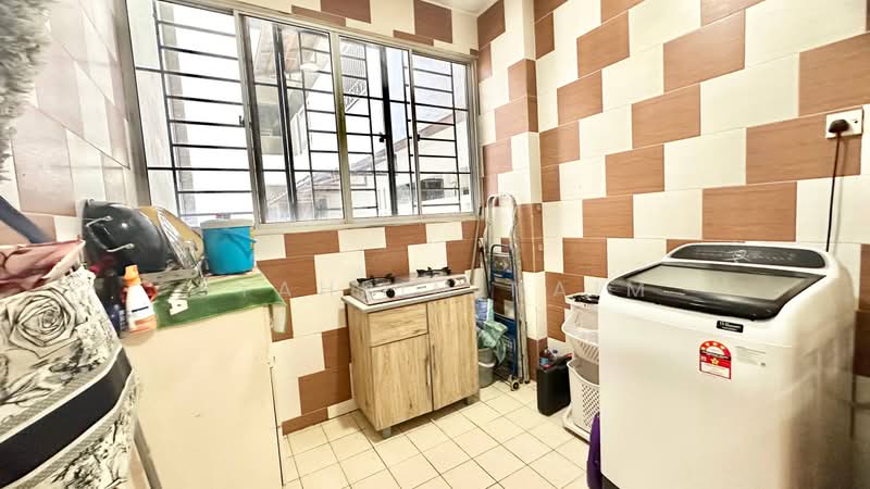 Apartment for Sale at Villa Pavilion - Syahrim Naim - Kitchen - PropertyGuru.com.my