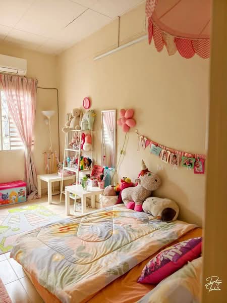 2-storey Terraced House for Sale in Bandar Putera 2 (Klang) - Hazeman Omar - Bedroom - PropertyGuru.com.my