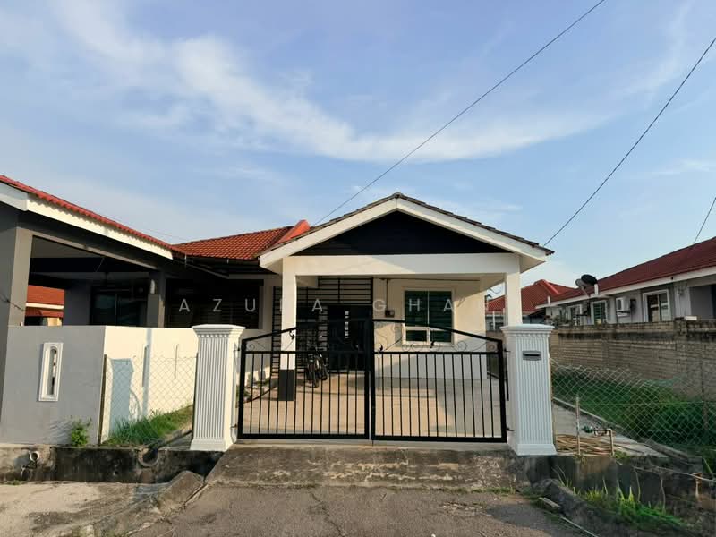 Rumah Berkembar untuk Dijual di Sungai Petani (Kedah) - Azura Ghani - Exterior - PropertyGuru.com.my