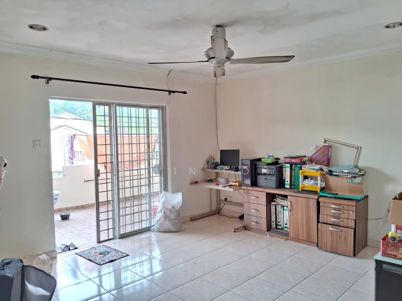 Townhouse for Sale in Rawang (Selangor) - Elvin Soh - Study - PropertyGuru.com.my