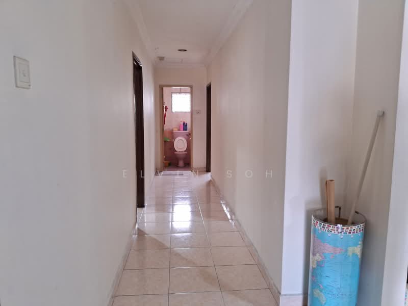 Townhouse for Sale in Rawang (Selangor) - Elvin Soh - Corridor - PropertyGuru.com.my