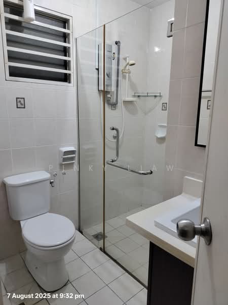 Rumah Teres 2 Tingkat untuk Dijual di Sunway Alam Suria (Shah Alam) - Pinky Liaw - Bathroom - PropertyGuru.com.my