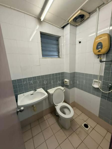 2-storey Terraced House for Sale in Kota Kemuning (Shah Alam) - Jayden Lee - Bathroom - PropertyGuru.com.my