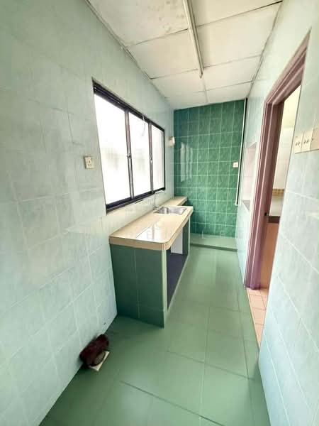 2-storey Terraced House for Sale in Kota Kemuning (Shah Alam) - Jayden Lee - Kitchen - PropertyGuru.com.my