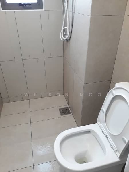 Servis Apartment untuk Disewa di Kenwingston Platz - Welson Moo - Bathroom - PropertyGuru.com.my