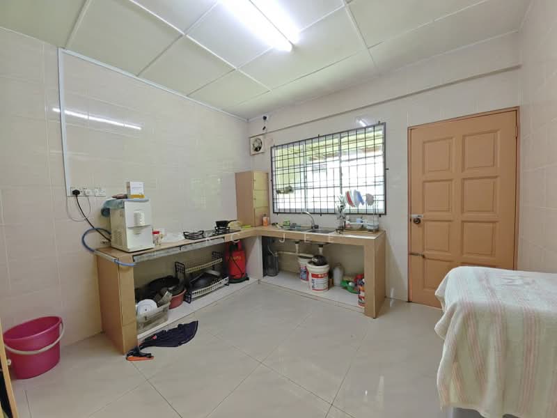 Rumah Berkembar untuk Dijual di Kuching (Sarawak) - KC Jee - Kitchen - PropertyGuru.com.my