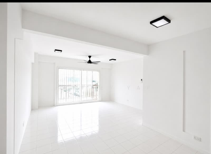 Pangsapuri untuk Dijual di Prima Tiara 1 - Jeffrey Yap - Living Room - PropertyGuru.com.my