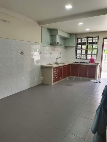 Rumah Teres 2 Tingkat untuk Dijual di Taman Sri Nibong (Bayan Lepas) - Alex Cheah - Kitchen - PropertyGuru.com.my