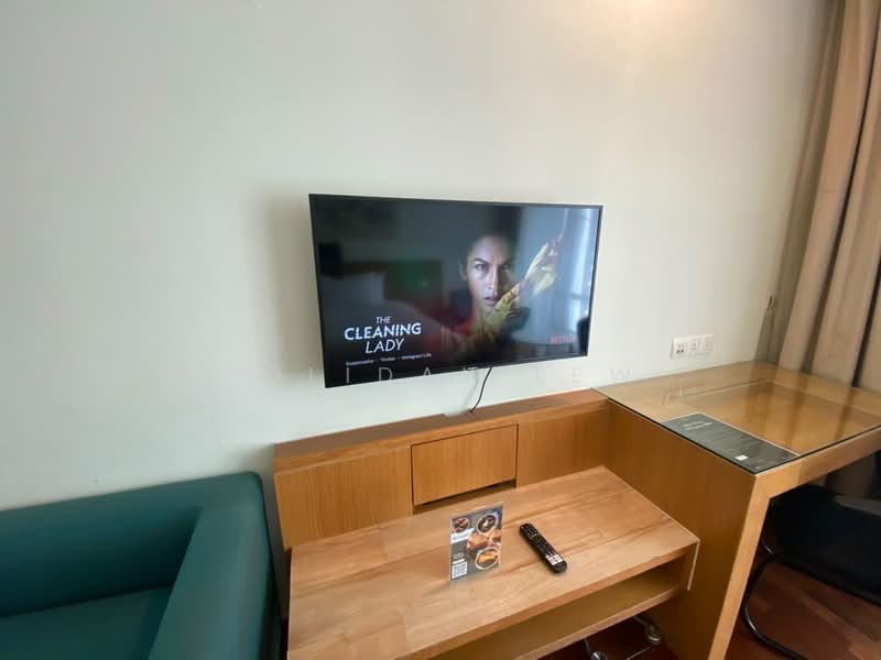 Service Residence for Rent at Cormar Suites (Fraser Place (Lot 163)) - Holiday Lew - Living Room - PropertyGuru.com.my
