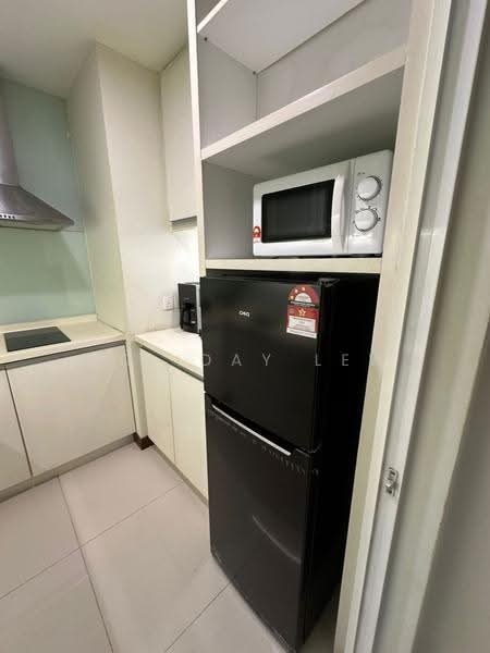 Service Residence for Rent at Cormar Suites (Fraser Place (Lot 163)) - Holiday Lew - Kitchen - PropertyGuru.com.my