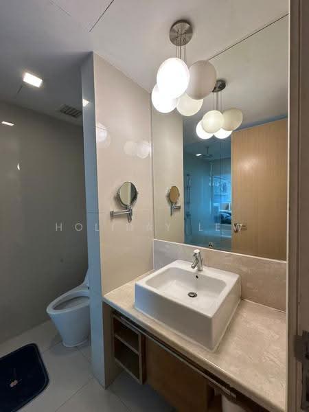Service Residence for Rent at Cormar Suites (Fraser Place (Lot 163)) - Holiday Lew - Bathroom - PropertyGuru.com.my