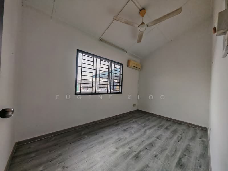 Rumah Teres 2-Tingkat untuk Dijual di Taman Desa Cemerlang (Ulu Tiram) - Eugene Khoo - PropertyGuru.com.my